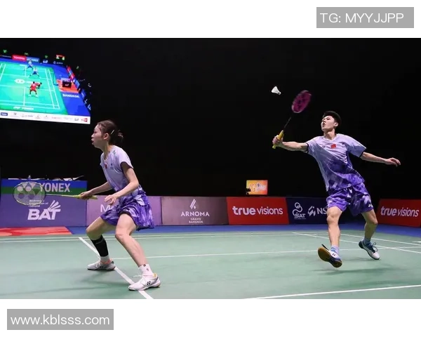 杭州羽毛球队与上海羽毛球队赛后复盘探讨灵活性与战术应变能力