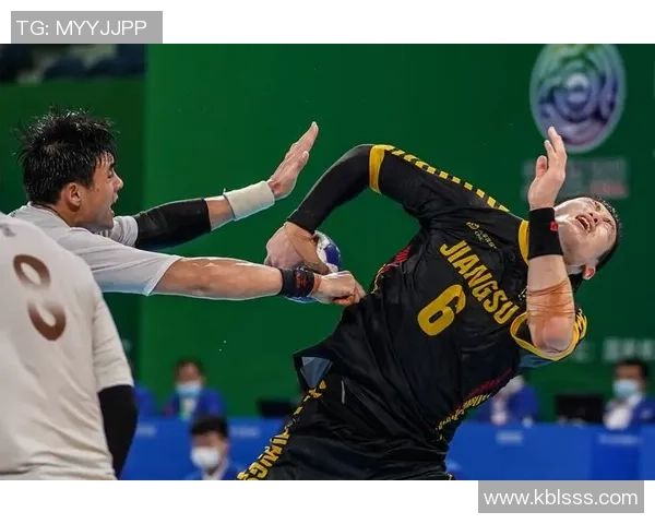 王伟专访:从青涩少年到网球明星的成长之路回顾 王伟专访:从青涩少年到网球明星的成长之路回顾