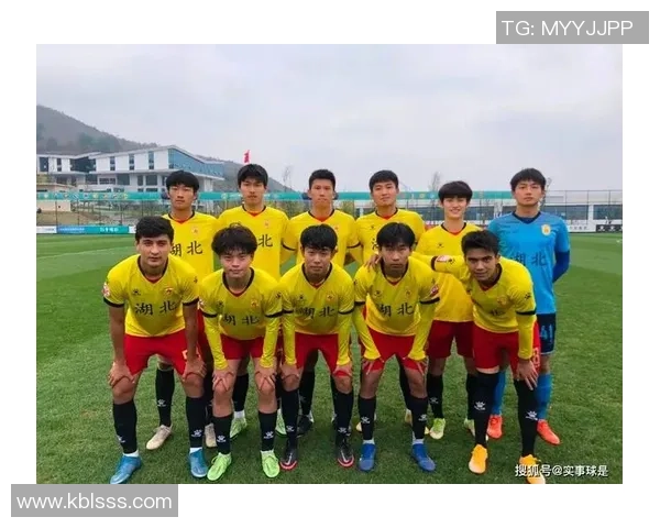 武汉足球队与广州足球队实力对比赛后分析与总结